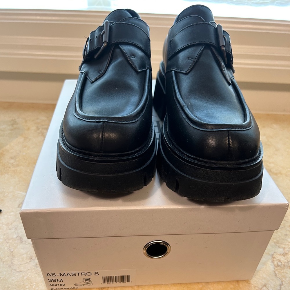 As-maestros loafers. Great for work or everyday